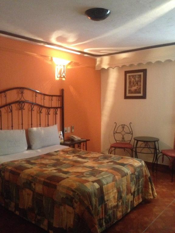 Hotel La Paz กัวดาลาฮารา ห้อง รูปภาพ