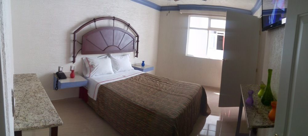 Hotel La Paz กัวดาลาฮารา ภายนอก รูปภาพ